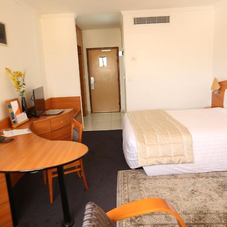 Hotel Tfeila Nouakchott Bagian luar foto