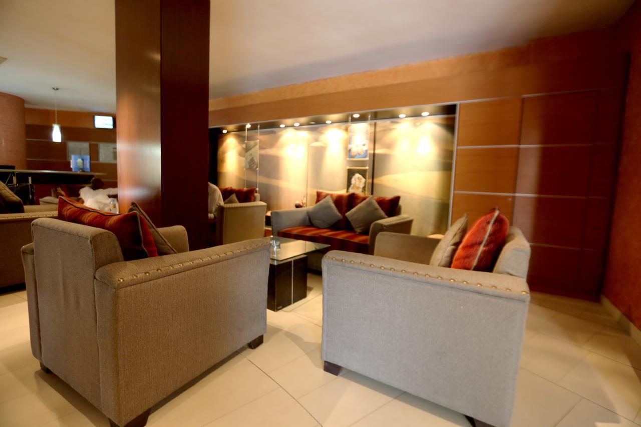 Hotel Tfeila Nouakchott Bagian luar foto